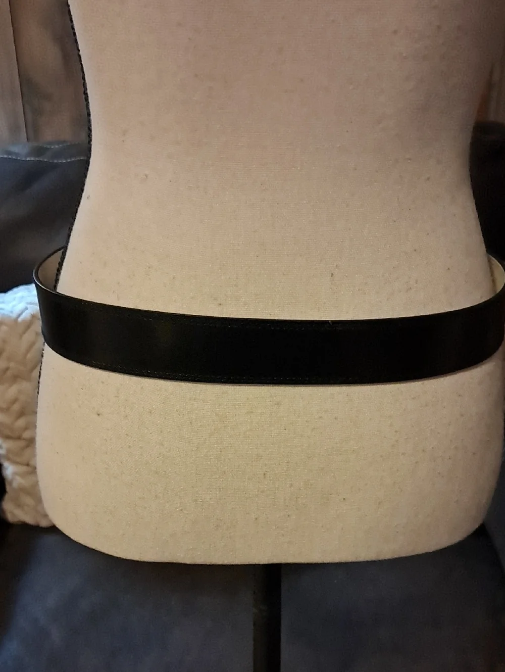Classic Black Leather Waist Belt  Women Size Small Capsule Minimalist Neutral